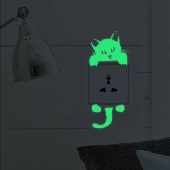 Luminous Cat Lightswitch Decor Decal - Picture 1 of 4
